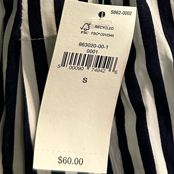 NEW WITH TAG Banana Republic striped black and white shorts. - Picture 3 of 3